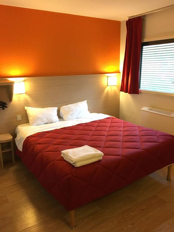 Premiere Classe Paris Ouest - Nanterre - La Defense Экстерьер фото