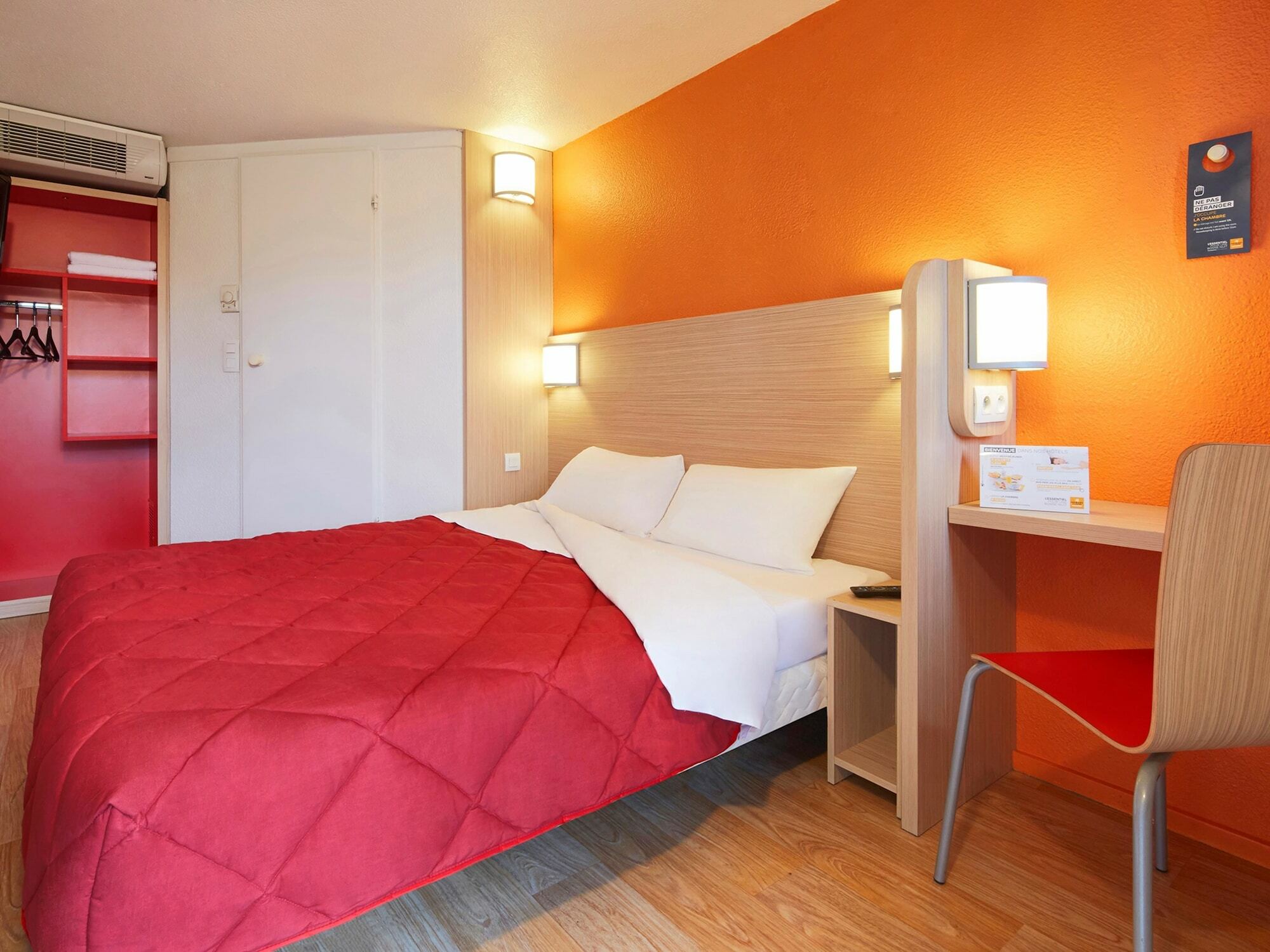 Premiere Classe Paris Ouest - Nanterre - La Defense Экстерьер фото